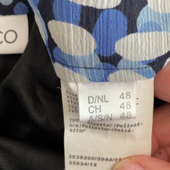 Gelco Skirt Set - Picture 12 of 16